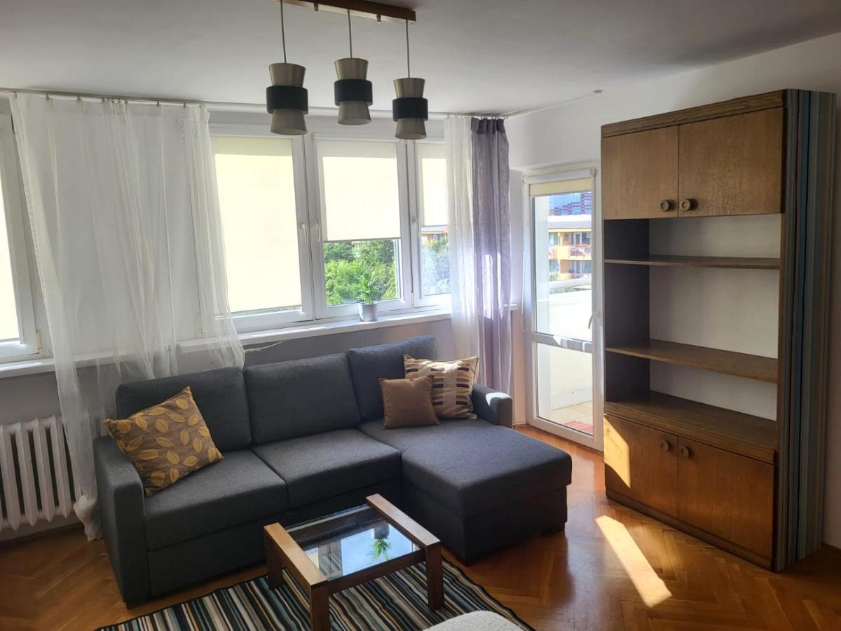 Lemuria Pokoje Wlk Niedzwiedzicy Hostel Легница Екстериор снимка